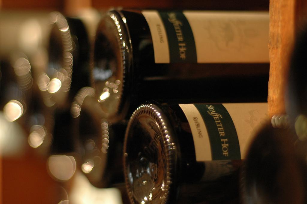Гостевой дом Bio-Weingut Staffelter Hof Креф Экстерьер фото